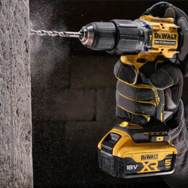 Trapano Avvitatore con Percussione 18V XR Brushless DeWalt DCD100YP2T-QW